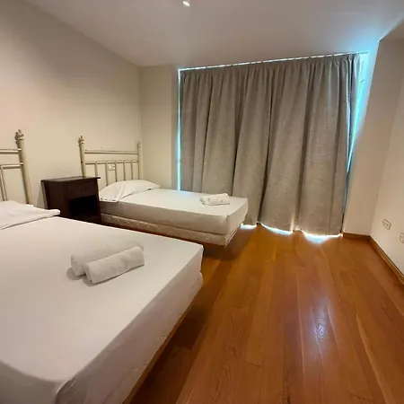 Vibescoruna-amargura 31 Urban Stay-second Floor Apartment
